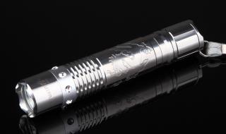 军用强光手电筒价格